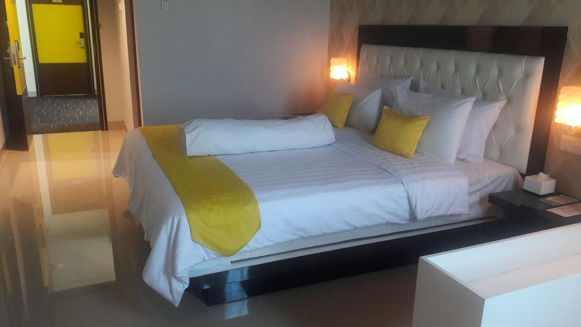 Kaliban Hotel Batam Kültér fotó