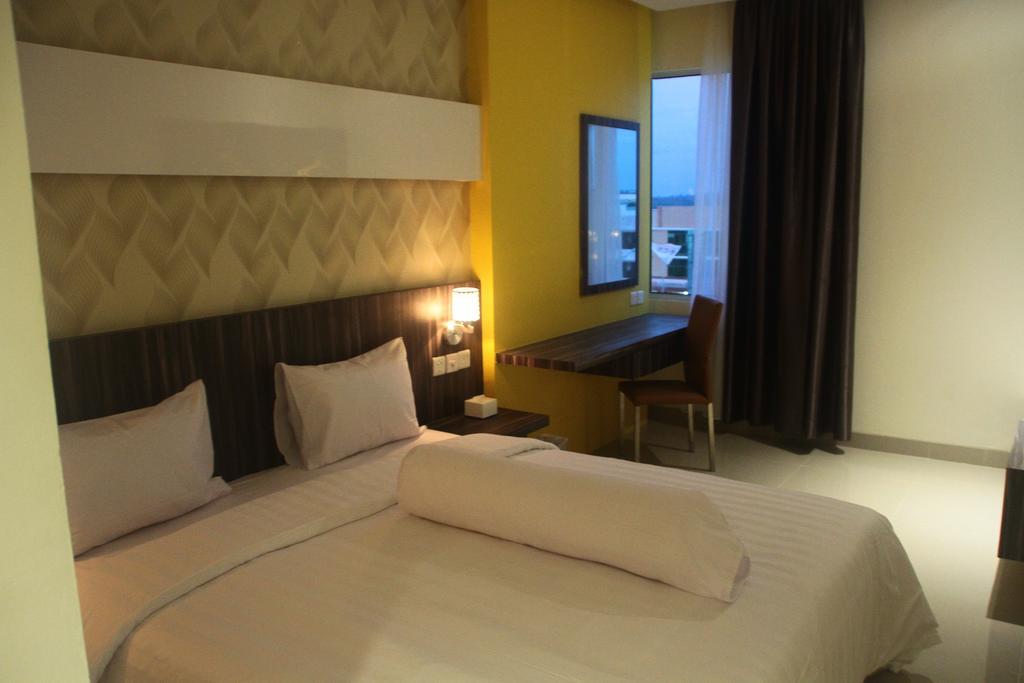 Kaliban Hotel Batam Kültér fotó