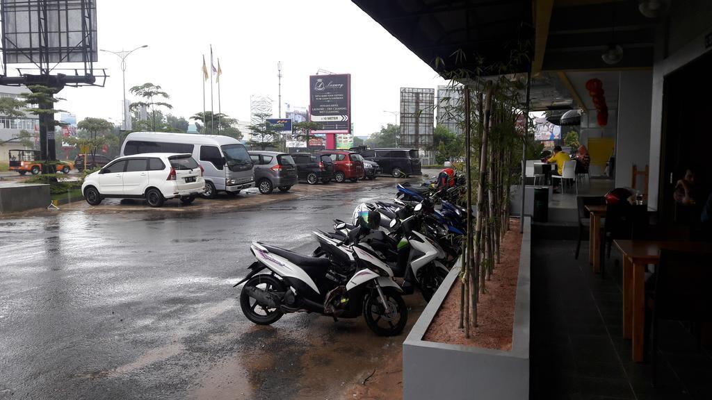 Kaliban Hotel Batam Kültér fotó